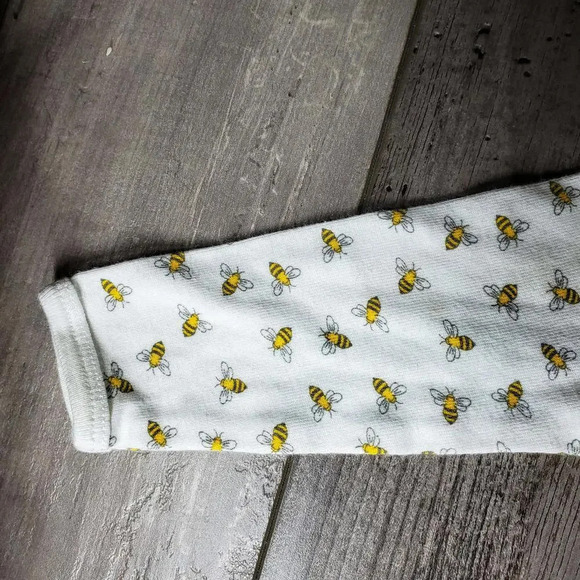 Burt's Bees Baby Honey Bee Organic Snap Button Bottom Footed Sleep & Play - Picture 5 of 7